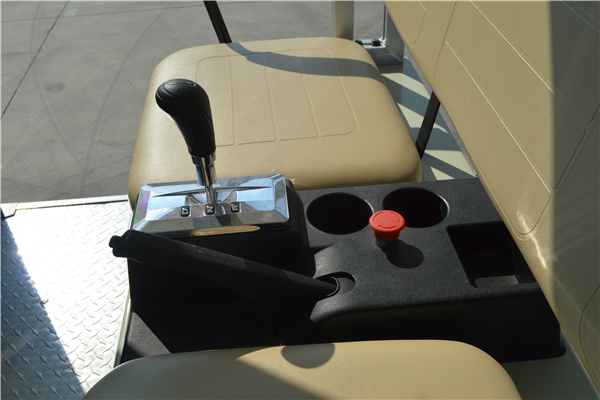 八座旅游電動(dòng)觀光車-檔位