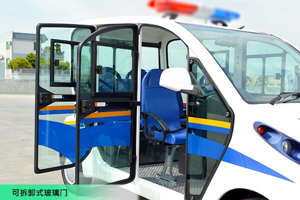 封閉式巡邏車細節(jié) 封閉式巡邏車細節(jié)